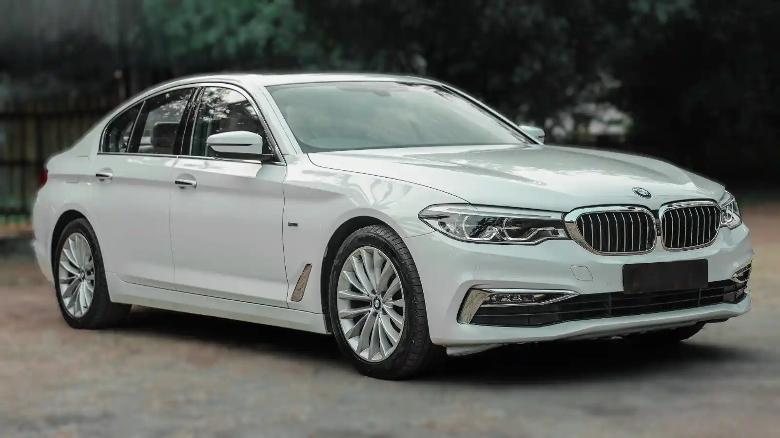 Rayyan Travels BMW 5 Series self drive car in Goa